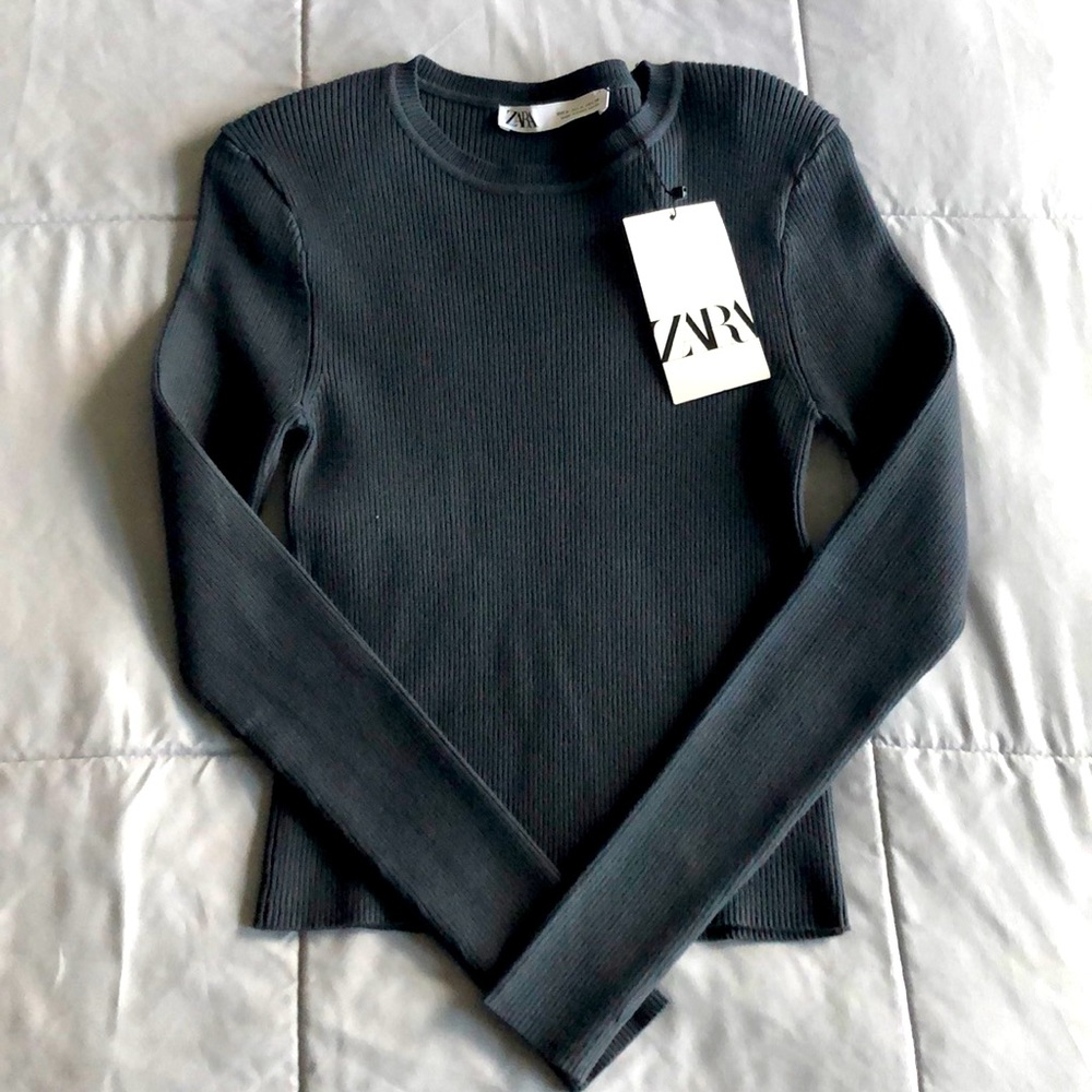 Cropped Ribbed Zara Sweater